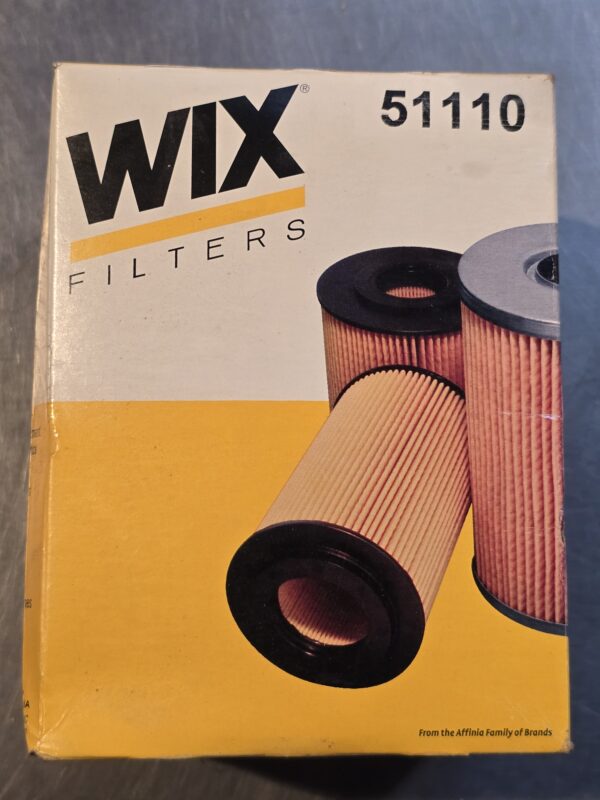 New Genuine WIX 51110 Oil Filter