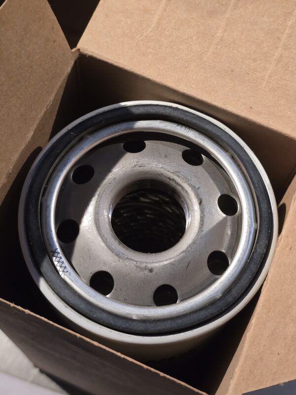 New Genuine Wix 51660 Oil Filter - Image 4