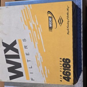 New Genuine WIX 46186 Air Filter