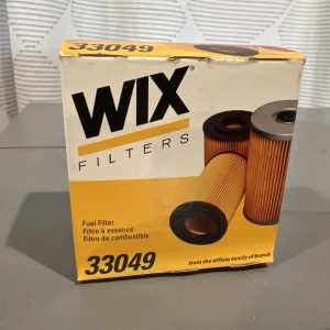 New Genuine WIX 33049 Fuel Filter