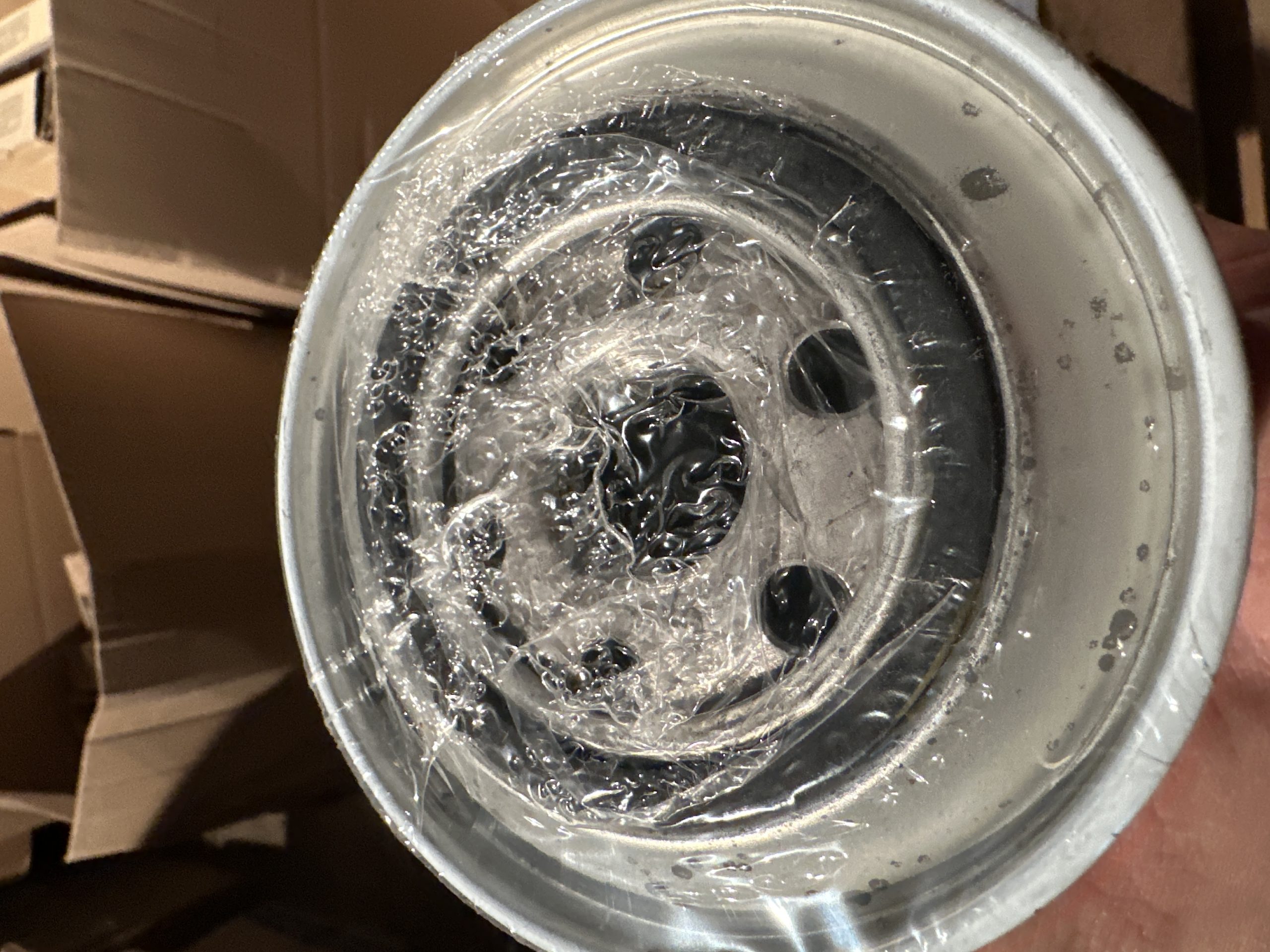 New Genuine WIX 33384 Fuel Filter - Image 3