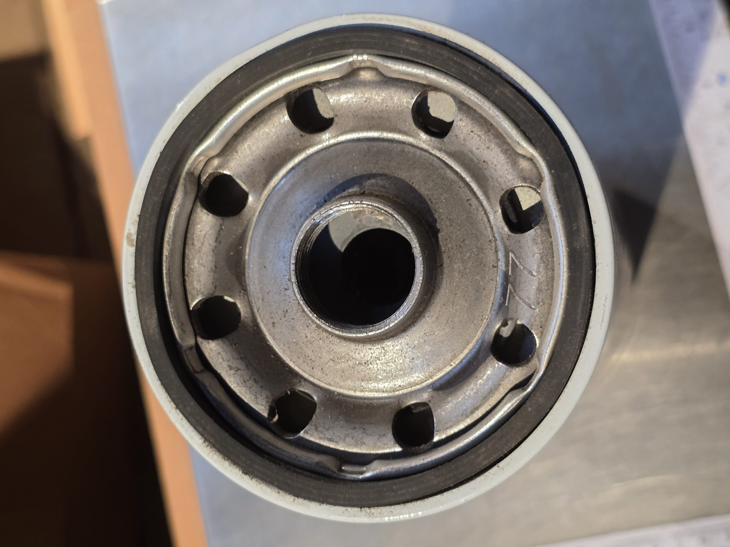 New Genuine Donaldson P550431 Fuel Filter