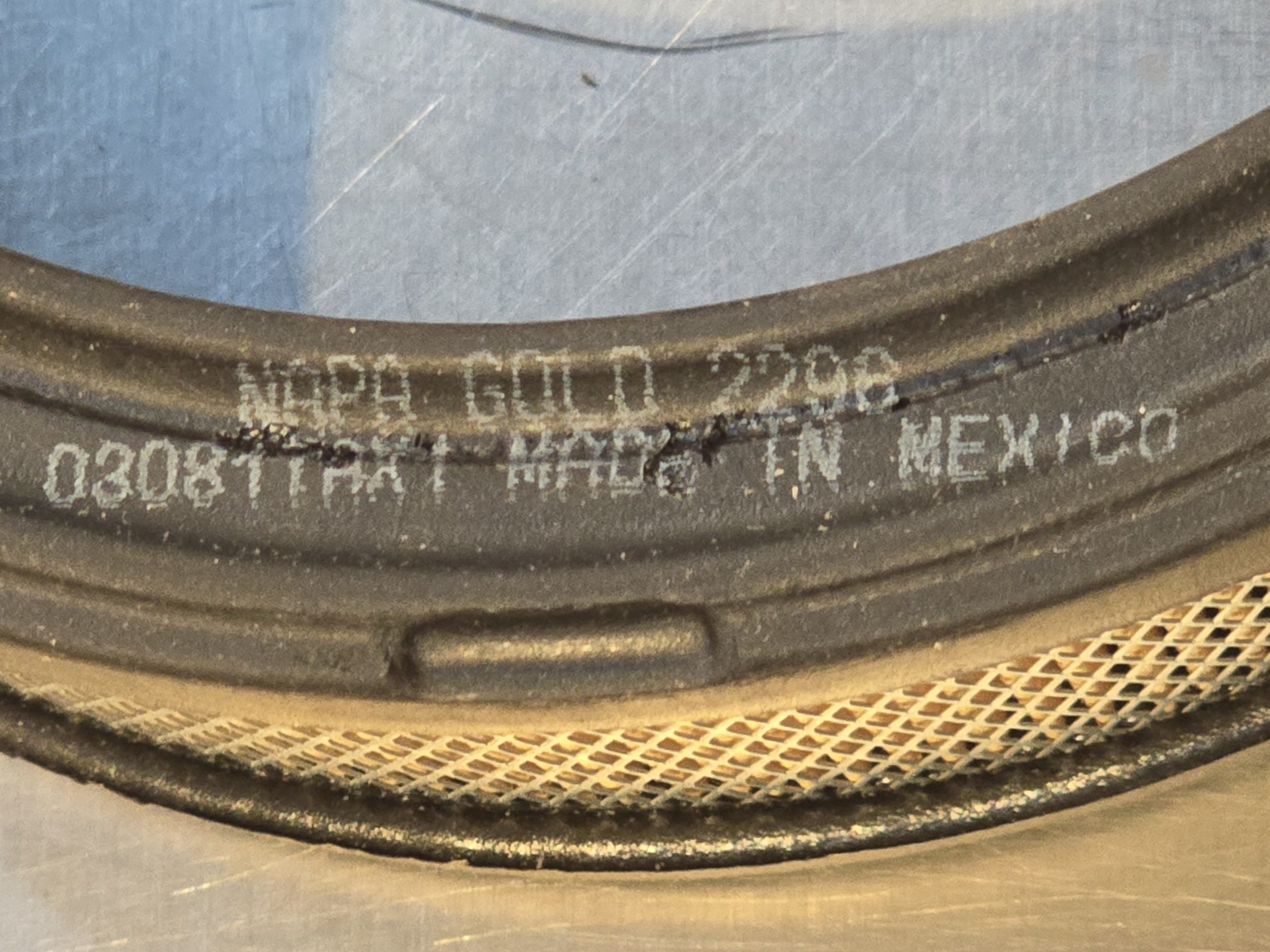 New Genuine Napa Gold 2296 Air Filter