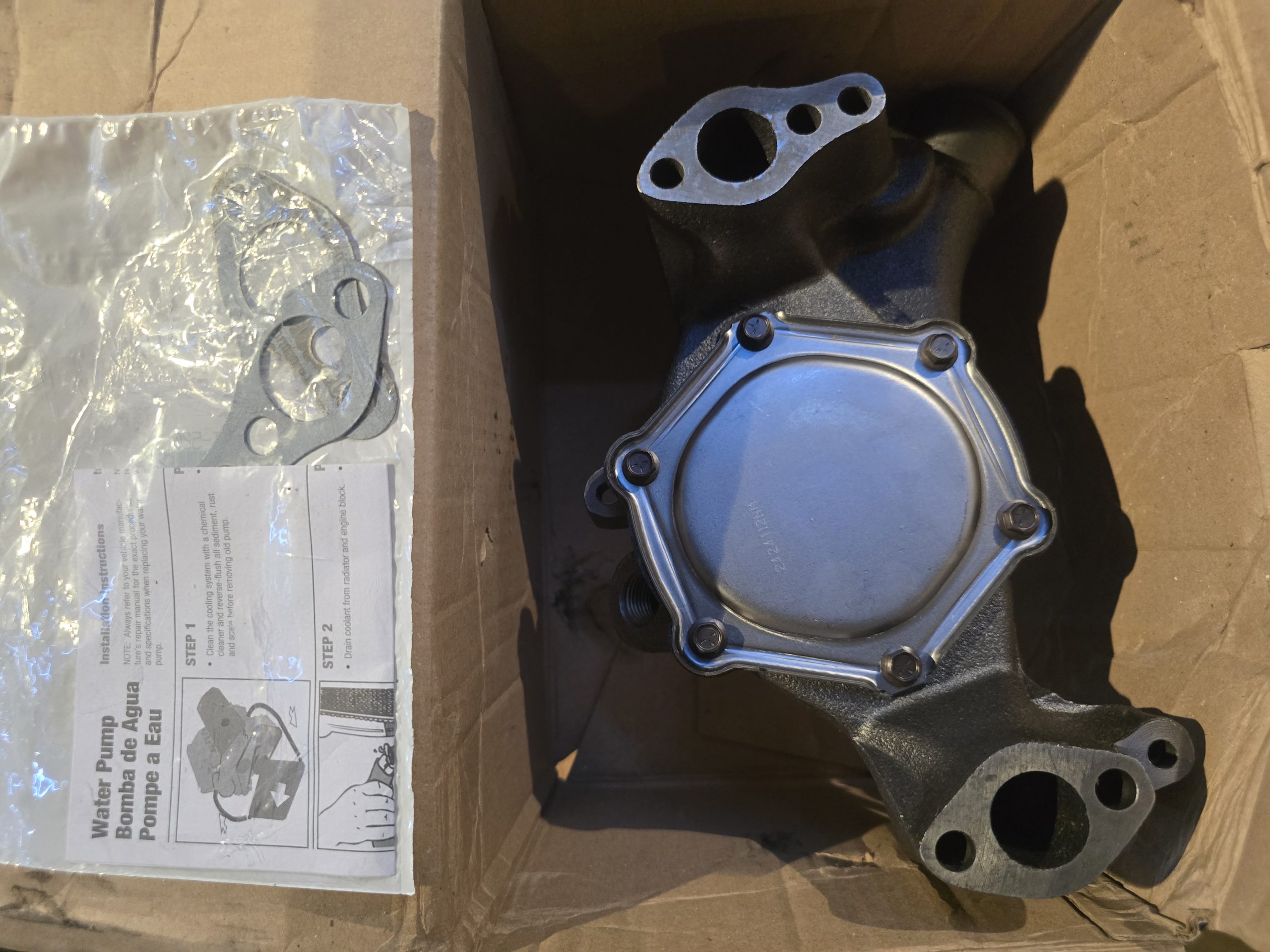New Genuine CarQuest T3113 Water Pump