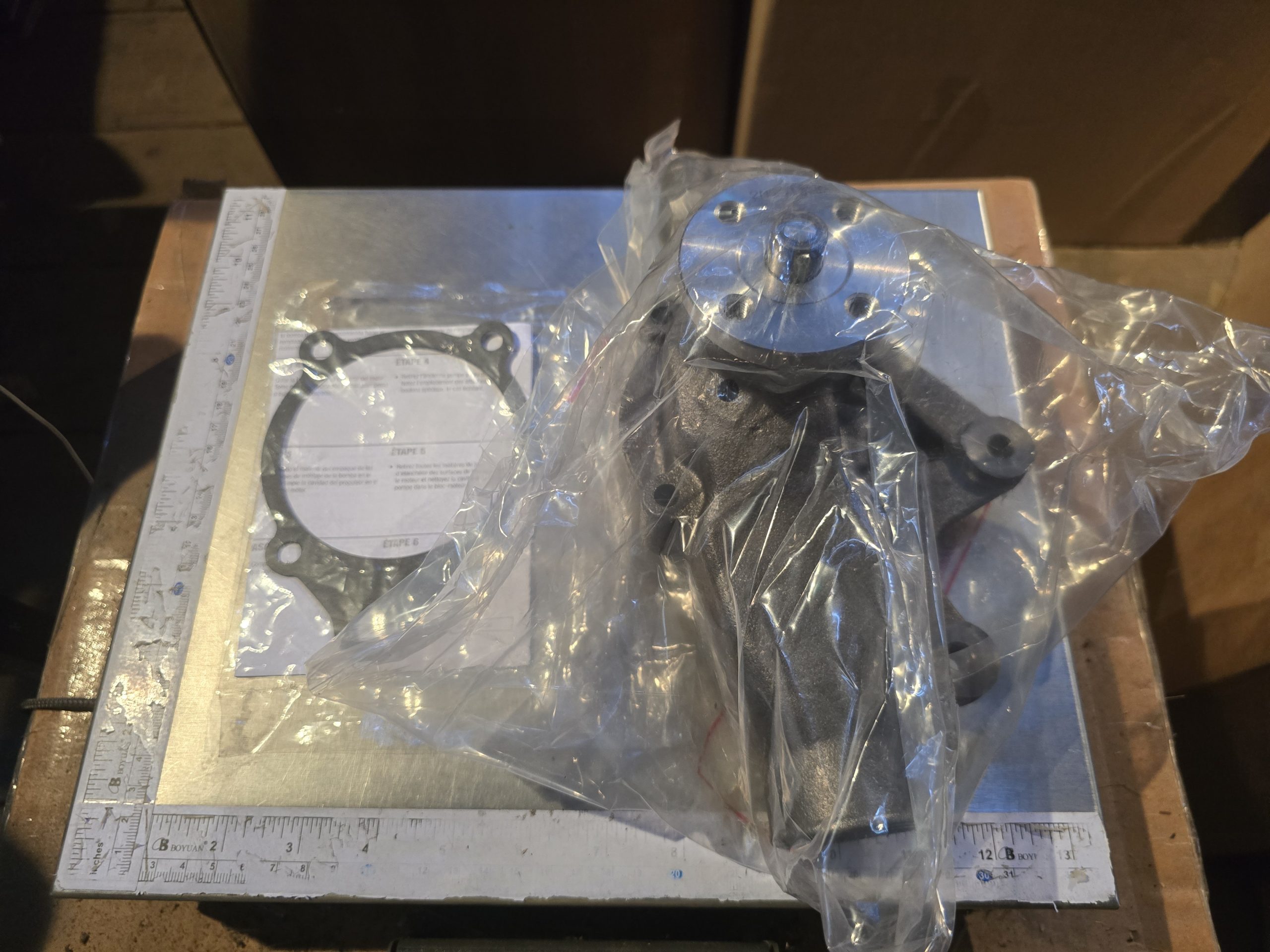 New Genuine Carquest T4097 Water Pump
