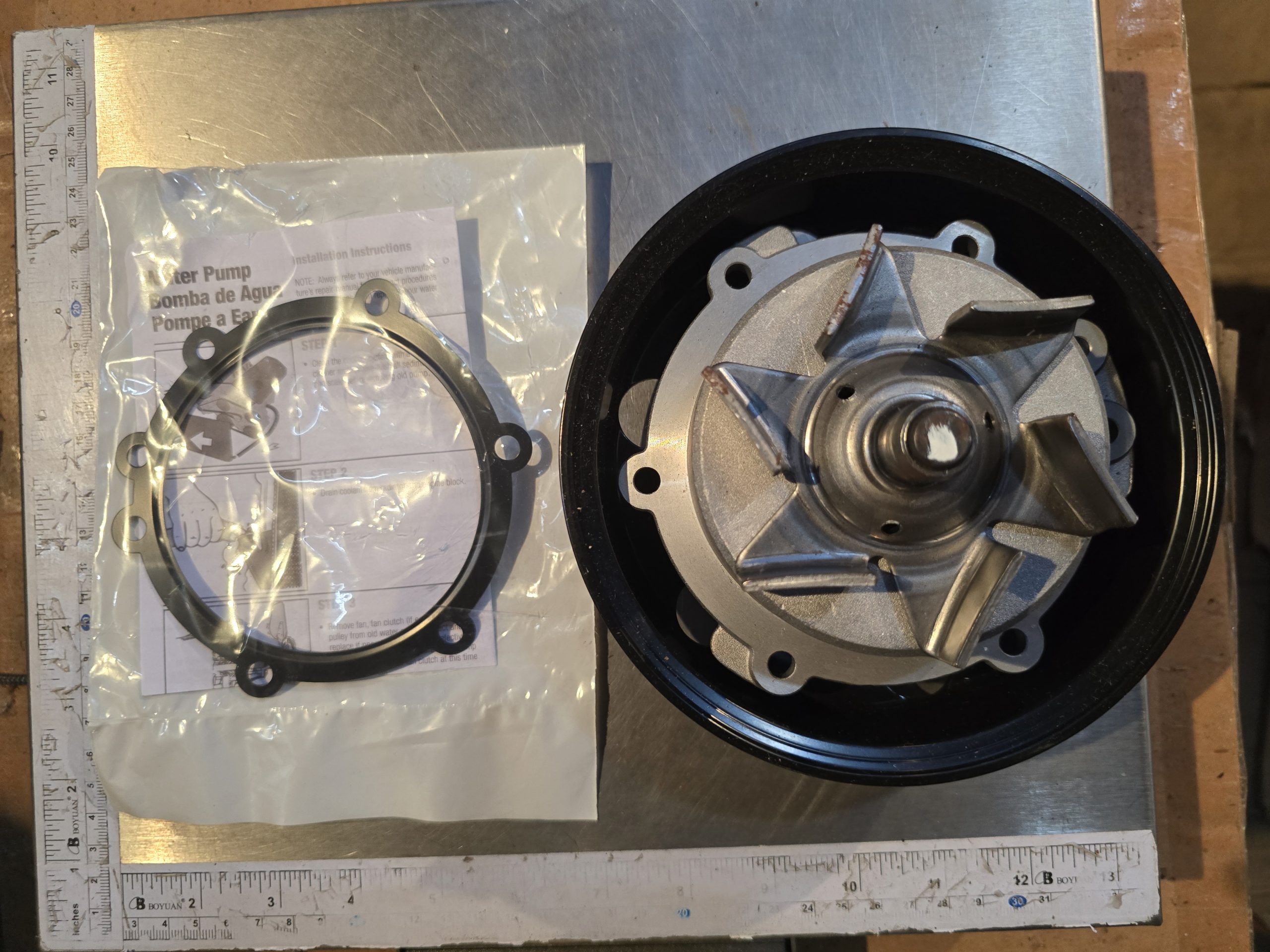 New Genuine CarQuest T4285 Water Pump