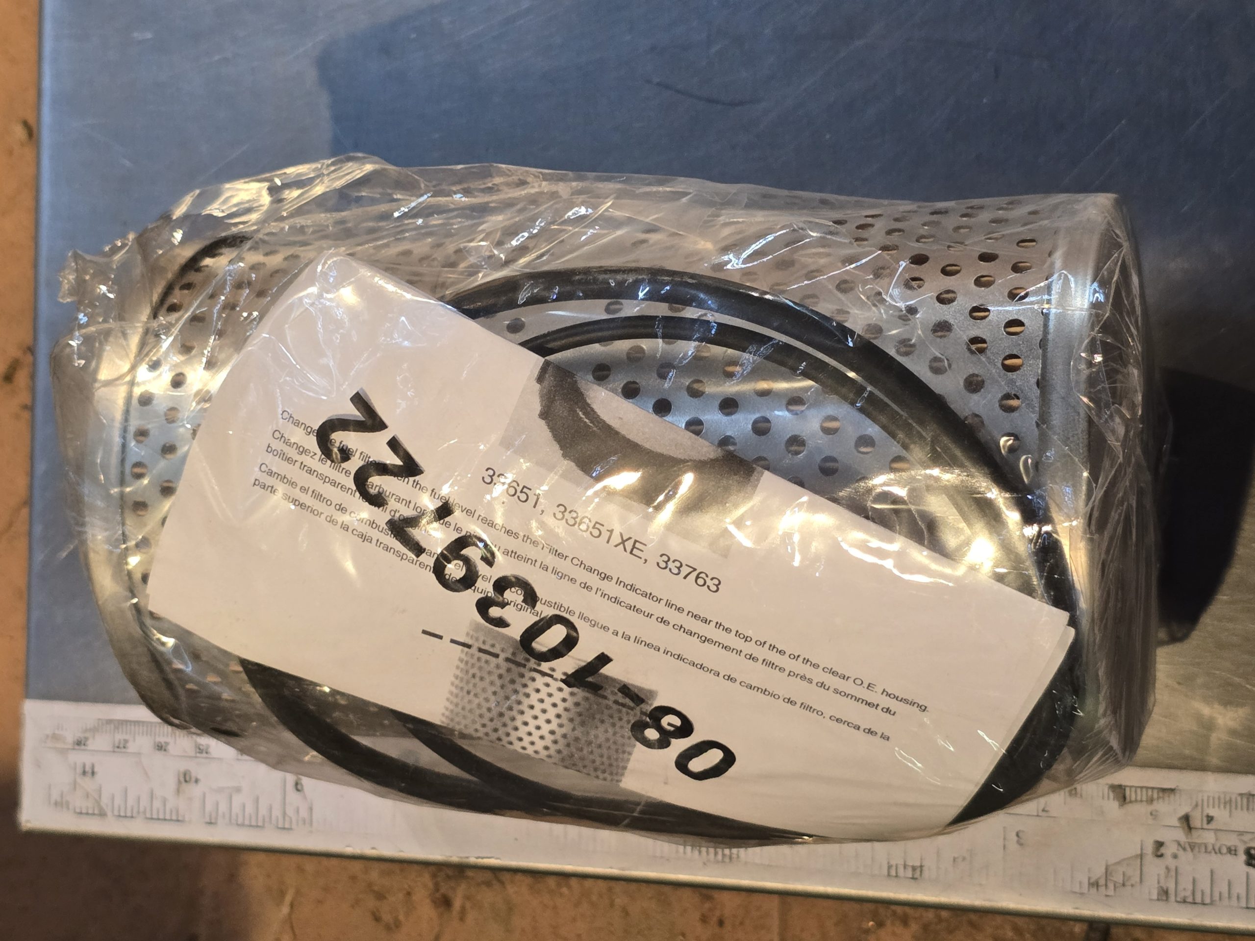 New Genuine WIX 33656 Fuel Filter