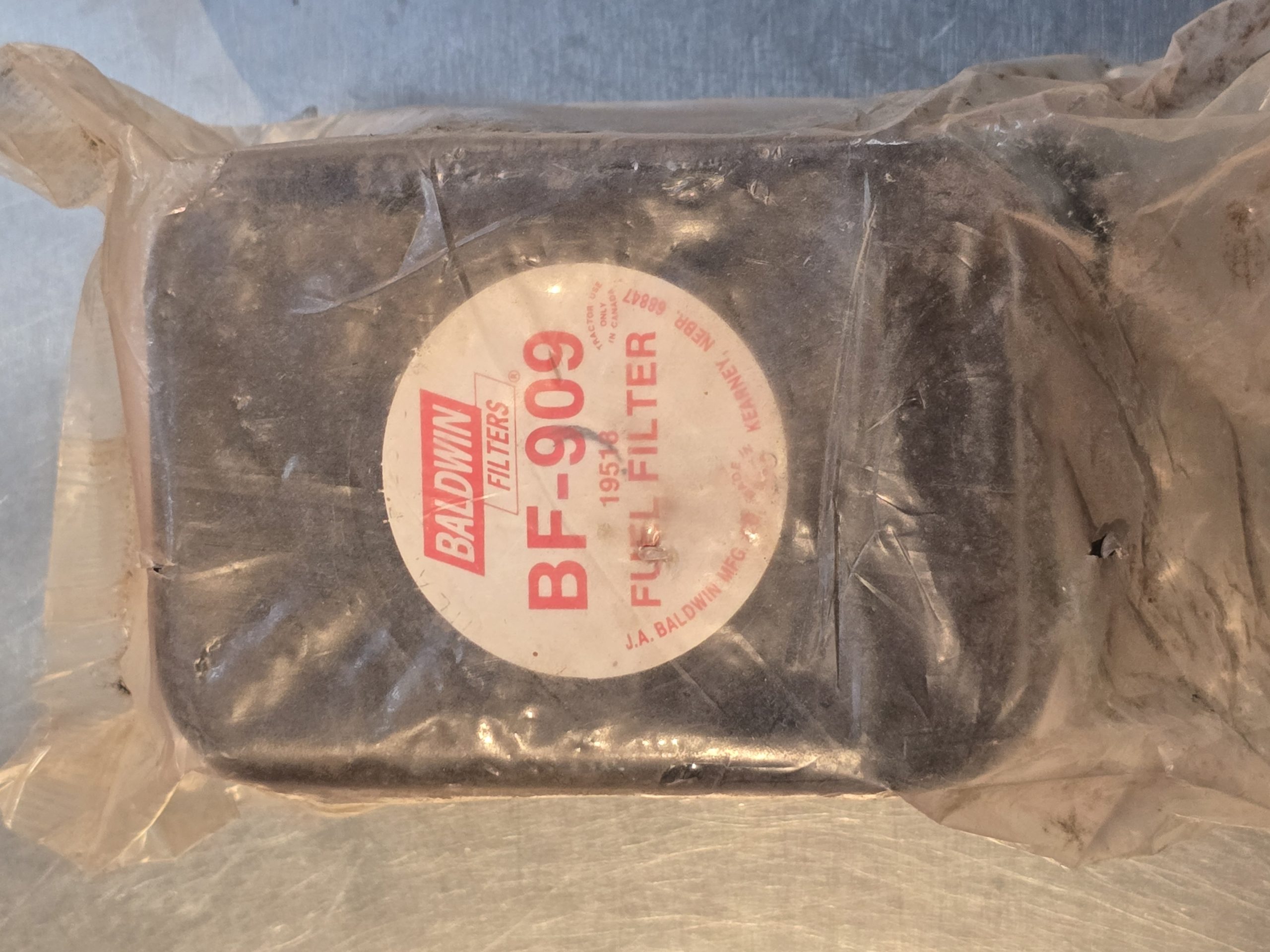 New Baldwin BF-909 Fuel Filter