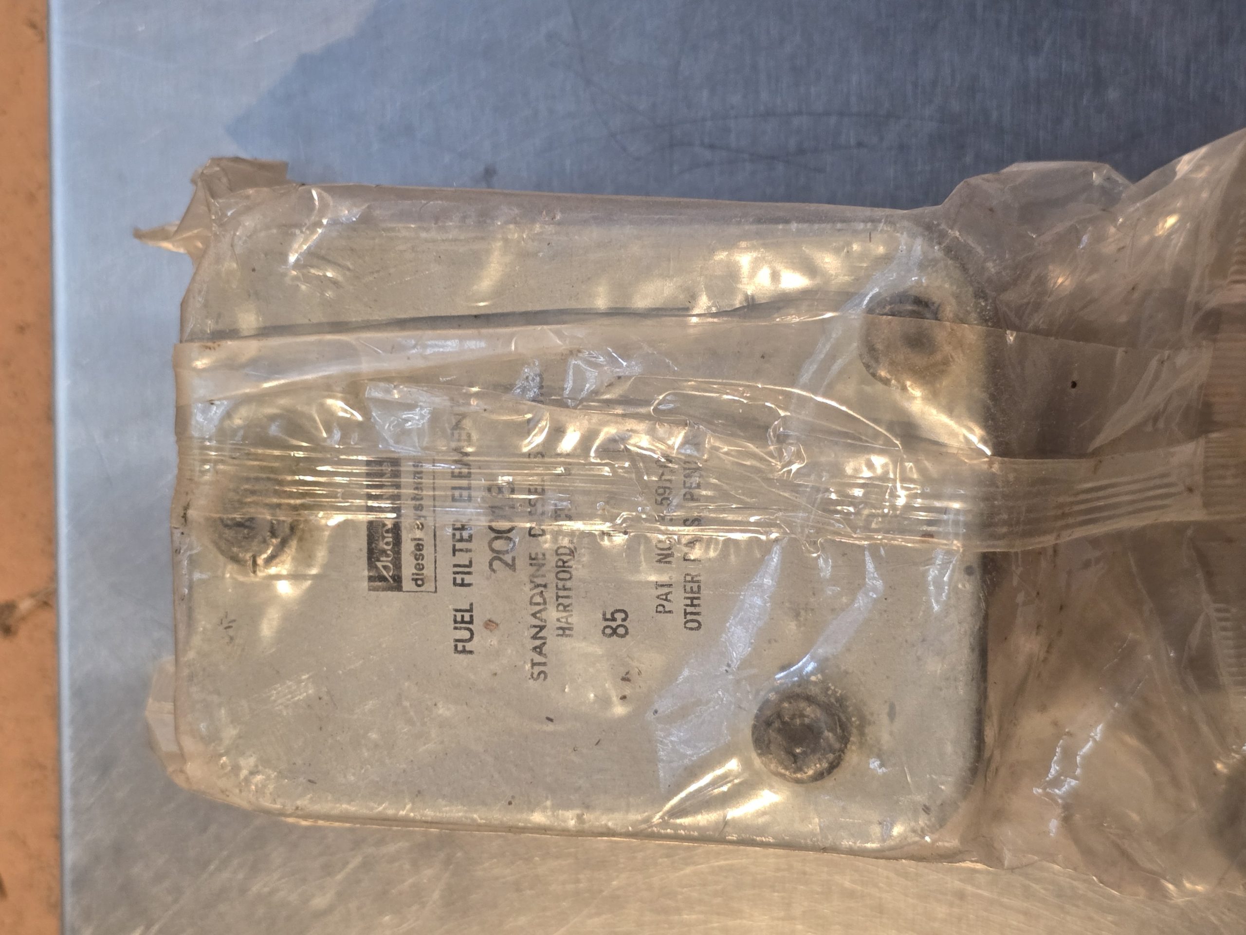 New Baldwin BF-909 Fuel Filter