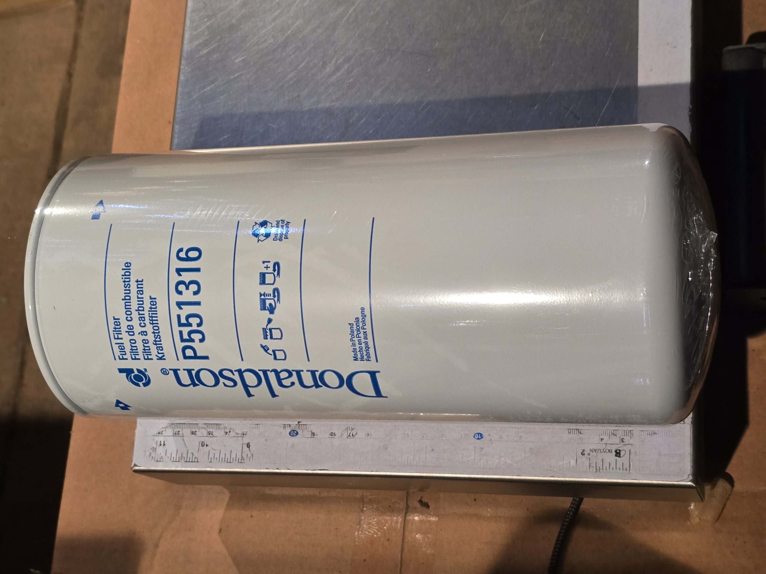 New Donaldson P551316 Fuel Filter