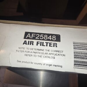 New Genuine Fleetguard AF25848 Air Filter