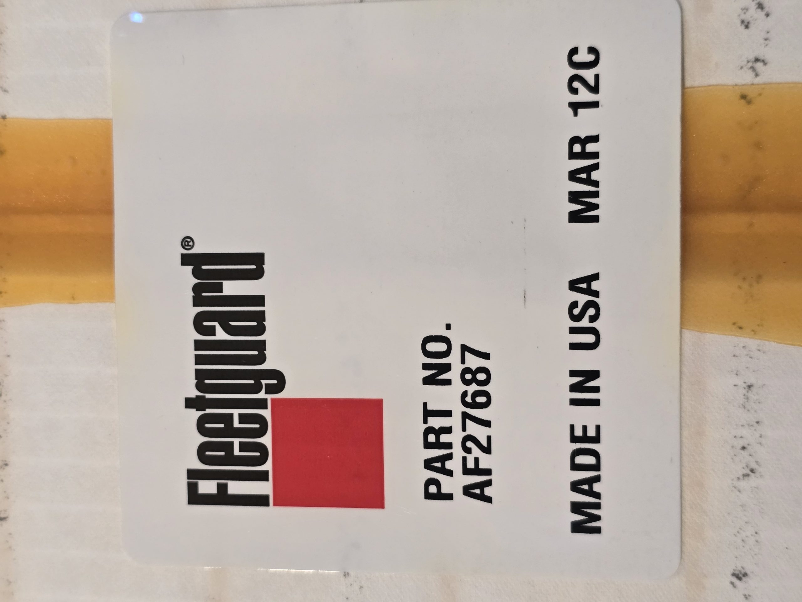 New Genuine Fleetguard 27687 Air Filter