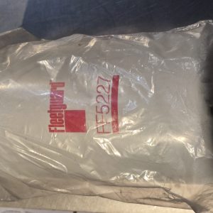 New Genuine Fleetguard FF5227 Fuel Filter