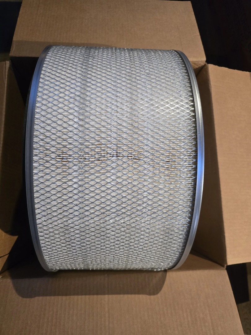 NAPA Gold #6352 Air Filter - NEW