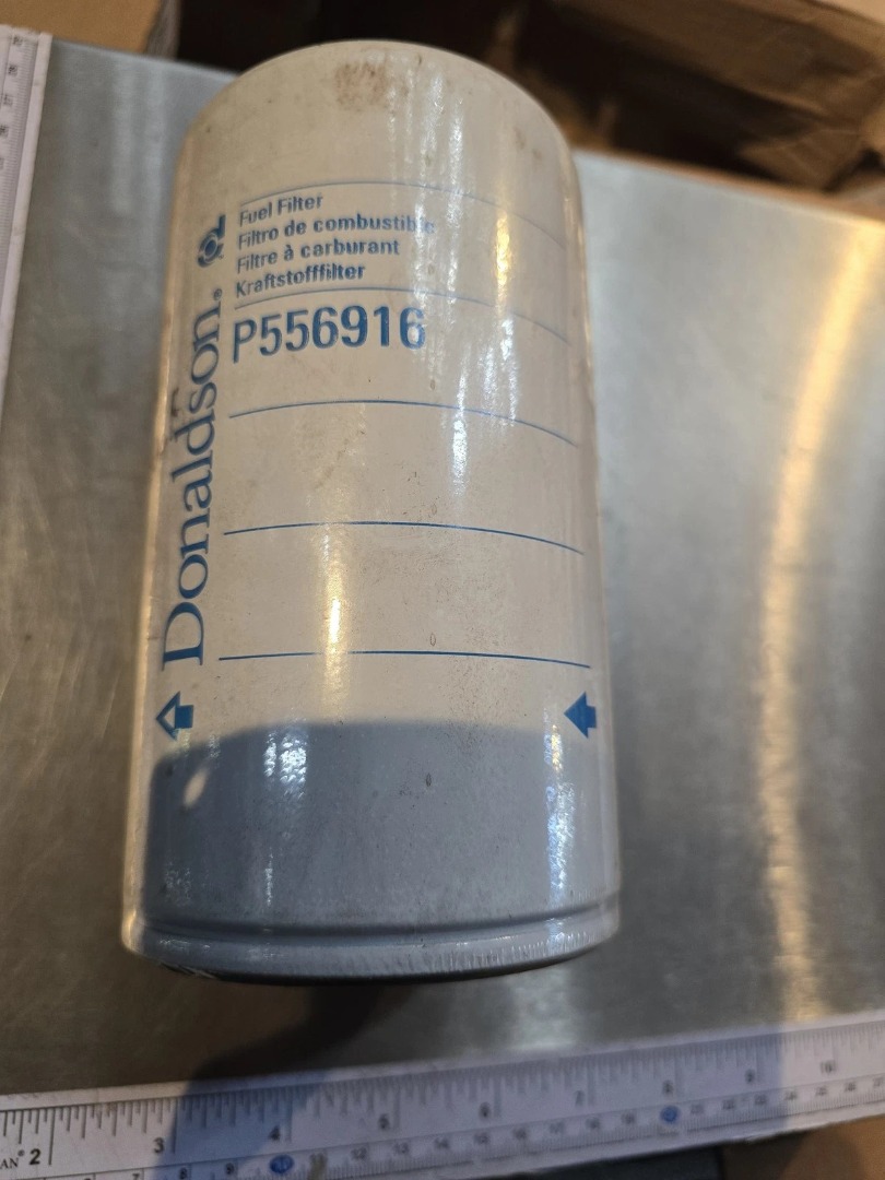 New Genuine Donaldson P556916 Fuel Filter