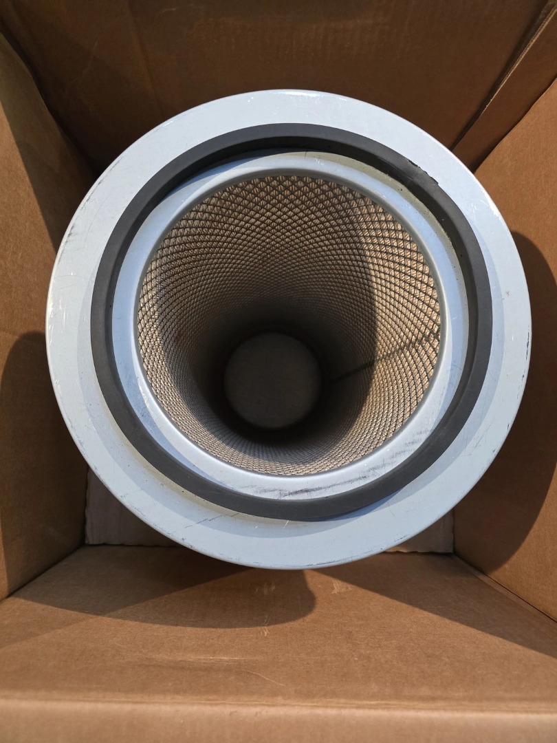 NAPA Gold 9026 Genuine Air Filter - NEW