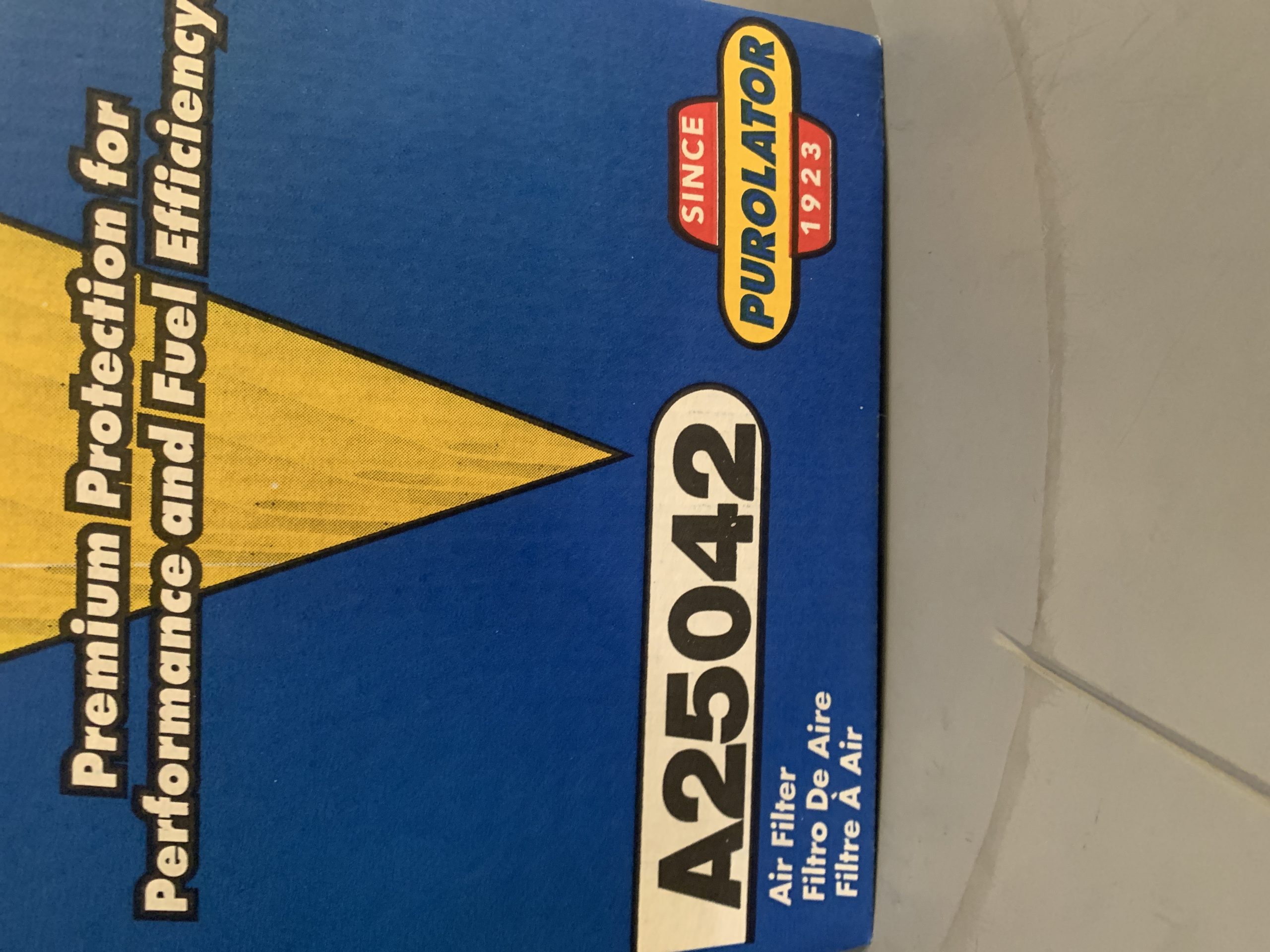 New Genuine Purolator A25042 Air Filter