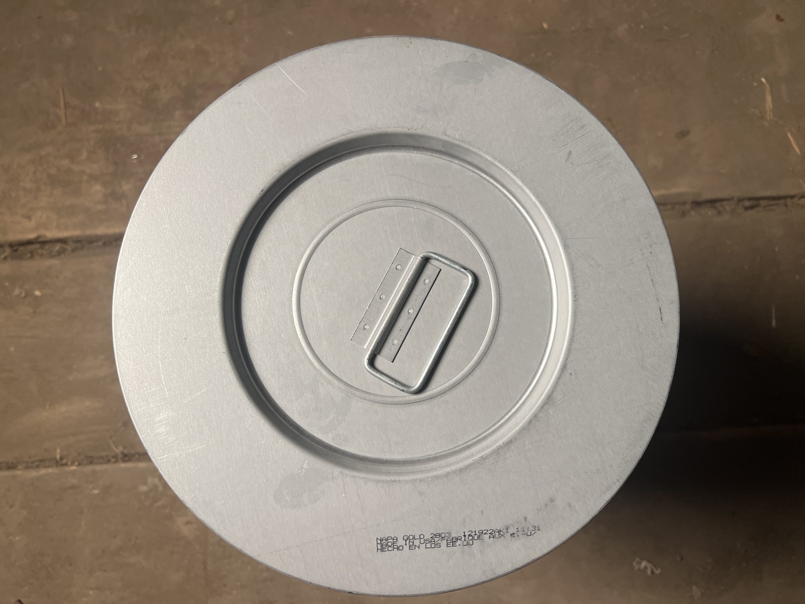 NAPA Gold #2803 Genuine Air Filter - NEW