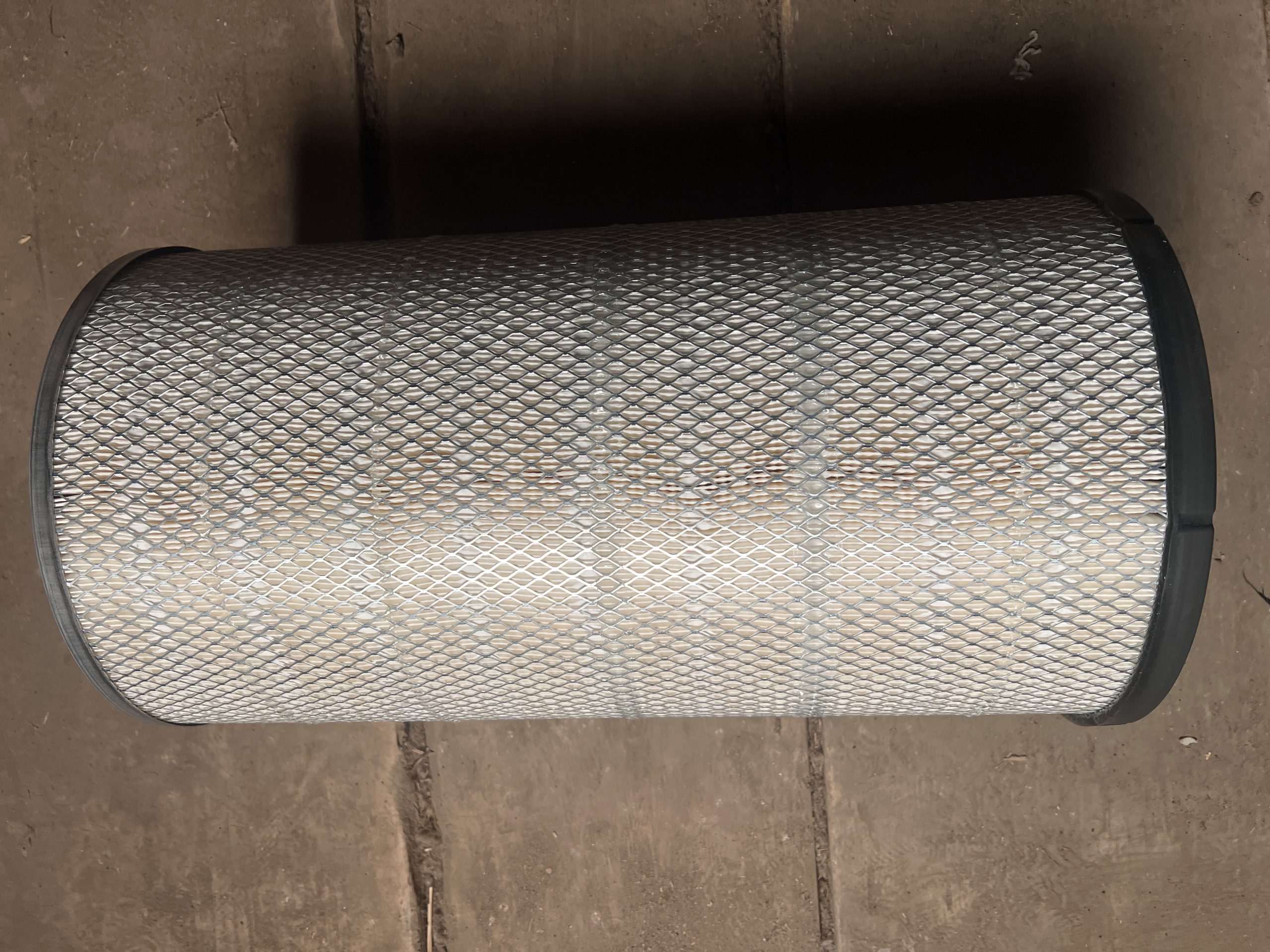 NAPA Gold #2803 Genuine Air Filter - NEW