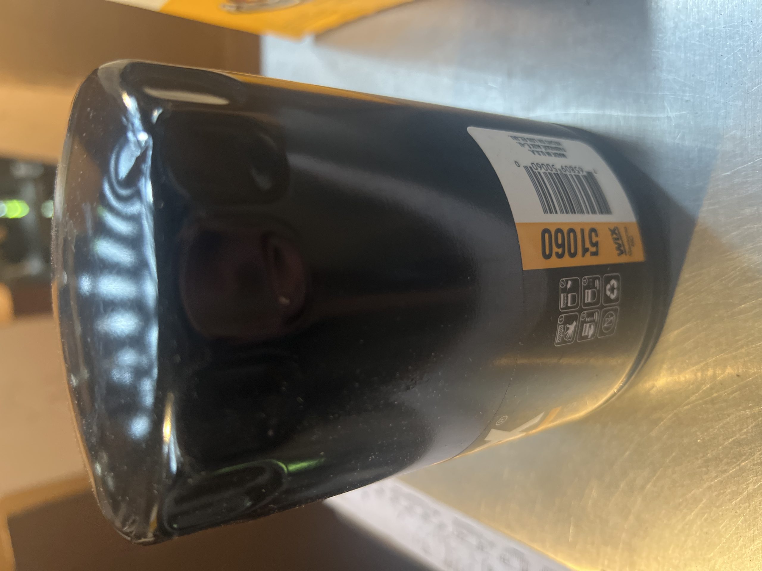 New Genuine WIX 51060 Oil Filter