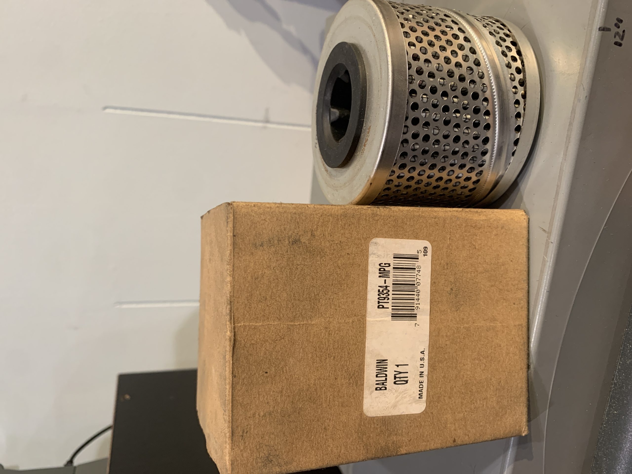 New Baldwin PT9354-MPG Oil Filter