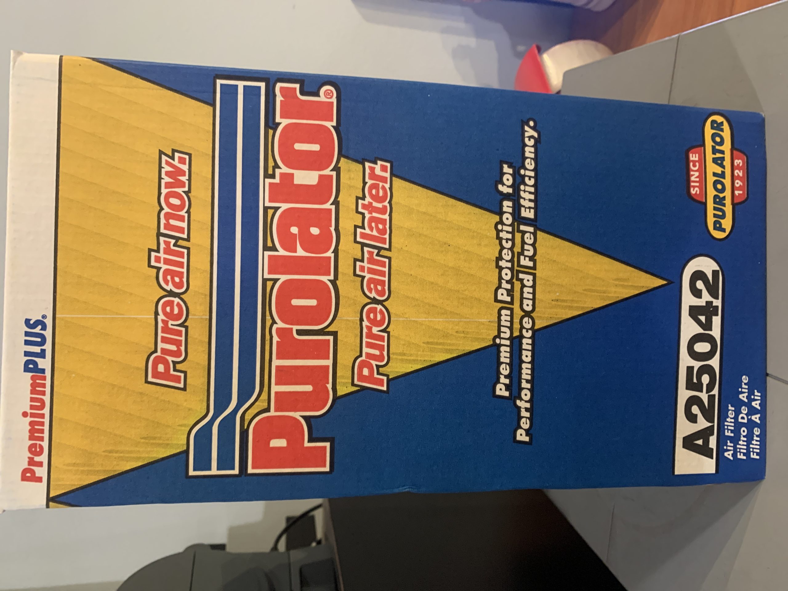 New Genuine Purolator A25042 Air Filter