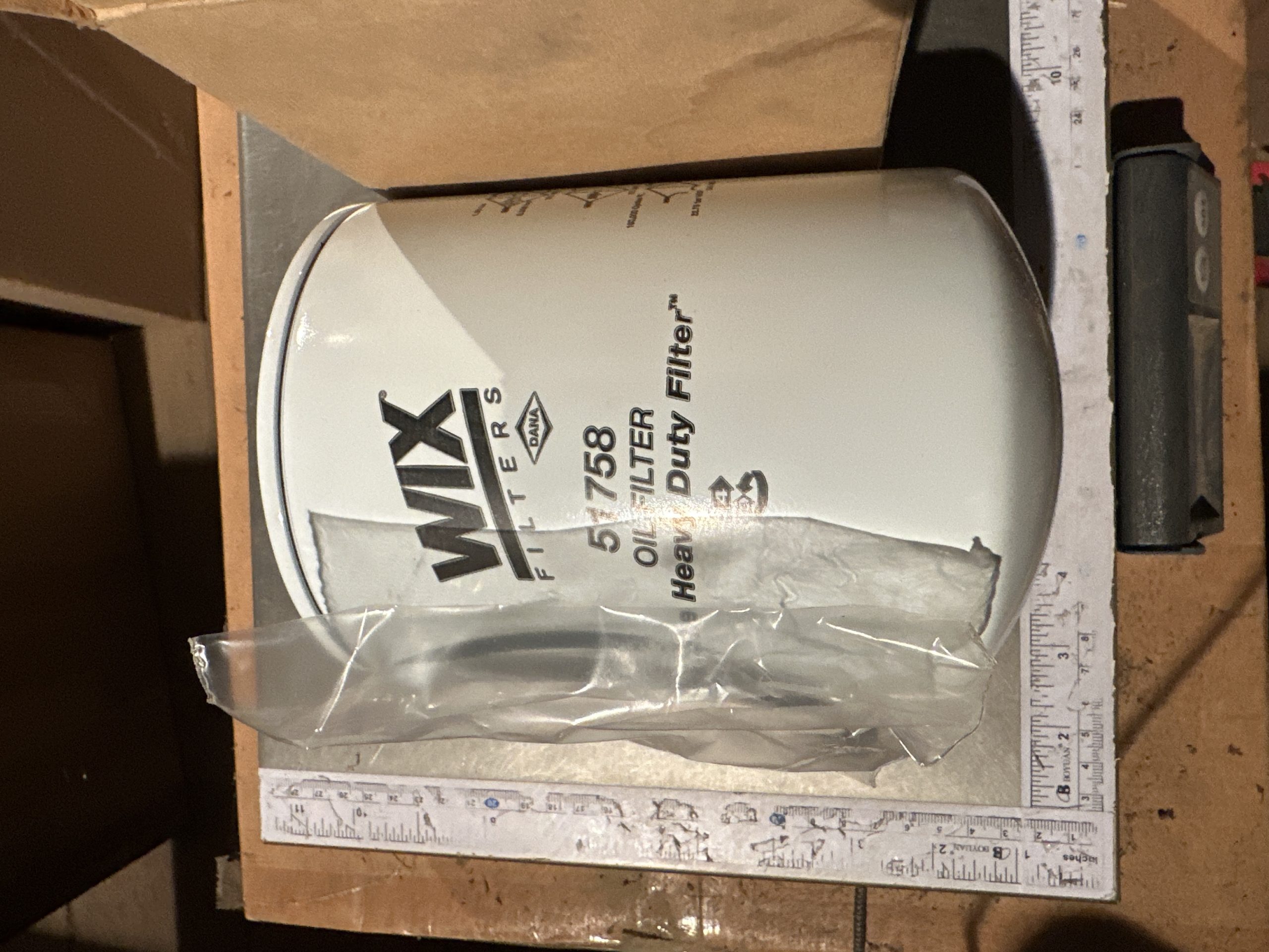 New Genuine WIX 51758 Oil Filter