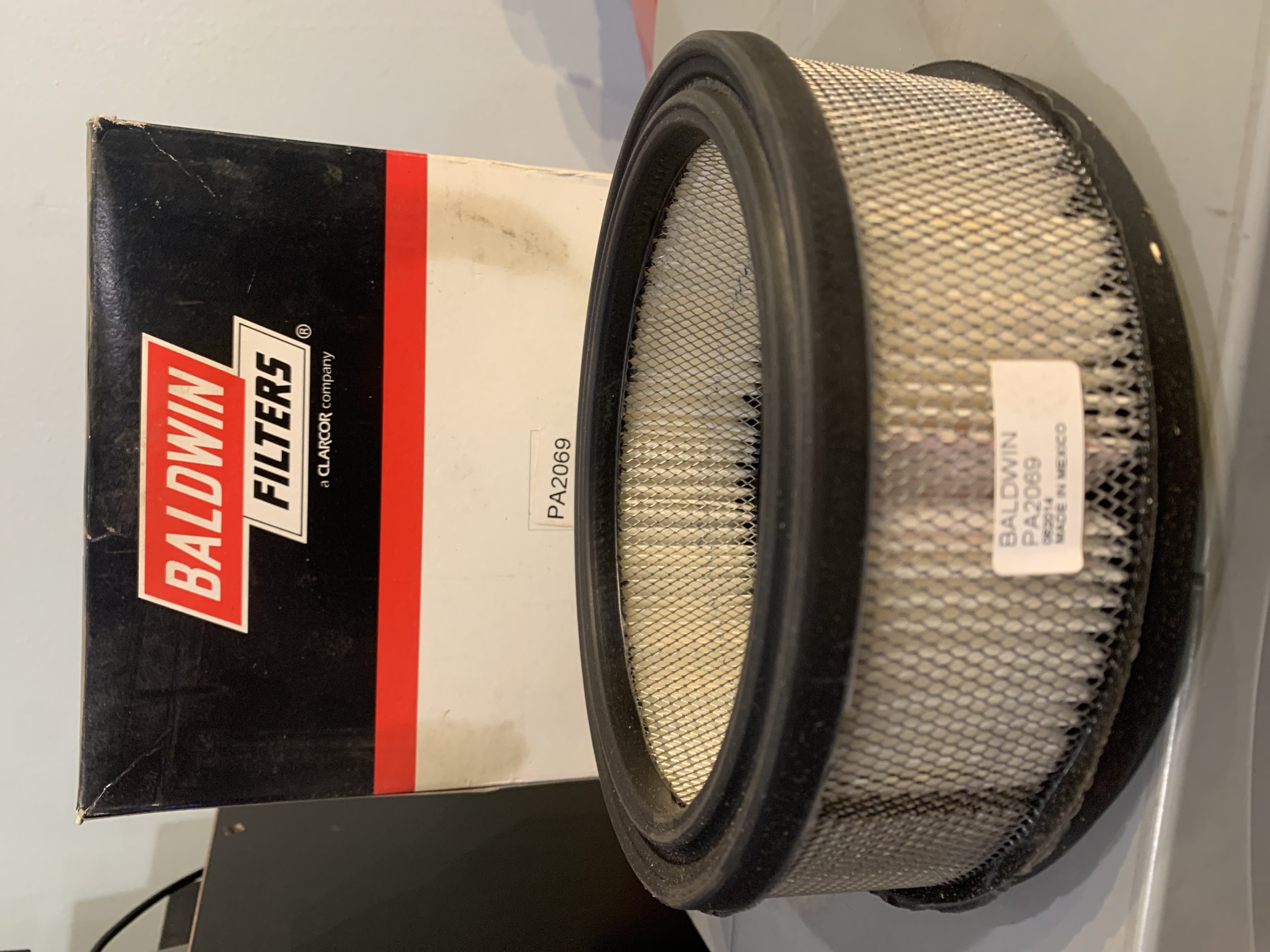 New Baldwin Filters PA2069 Air Filter