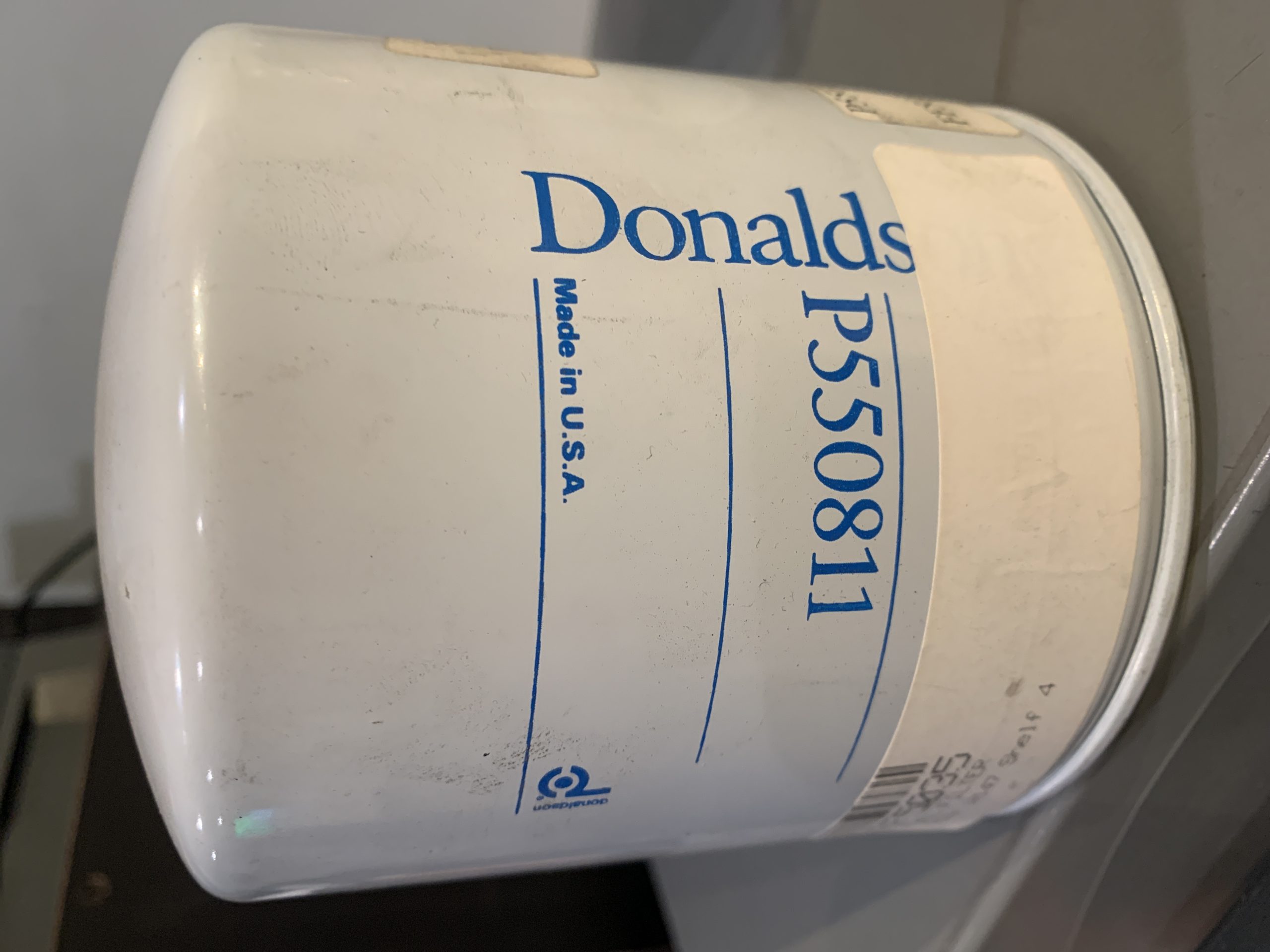 New Genuine Donaldson P550811 Fuel Filter