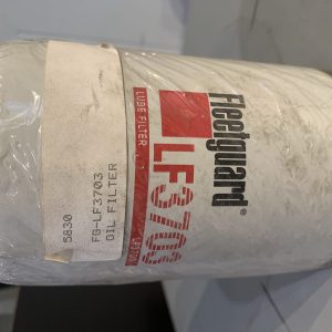 New Genuine Fleetguard LF3703 Oil Filter